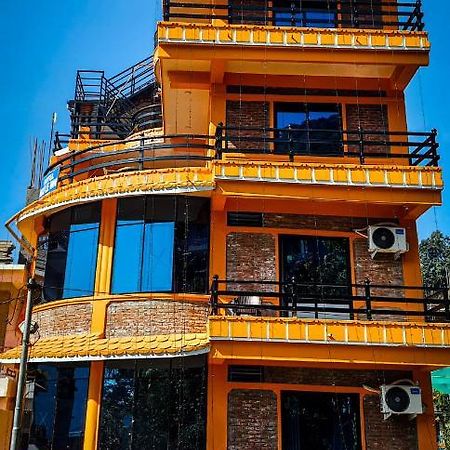 The Maple Inn Pokhara Zewnętrze zdjęcie