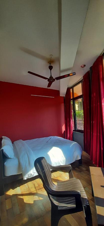 The Maple Inn Pokhara Zewnętrze zdjęcie